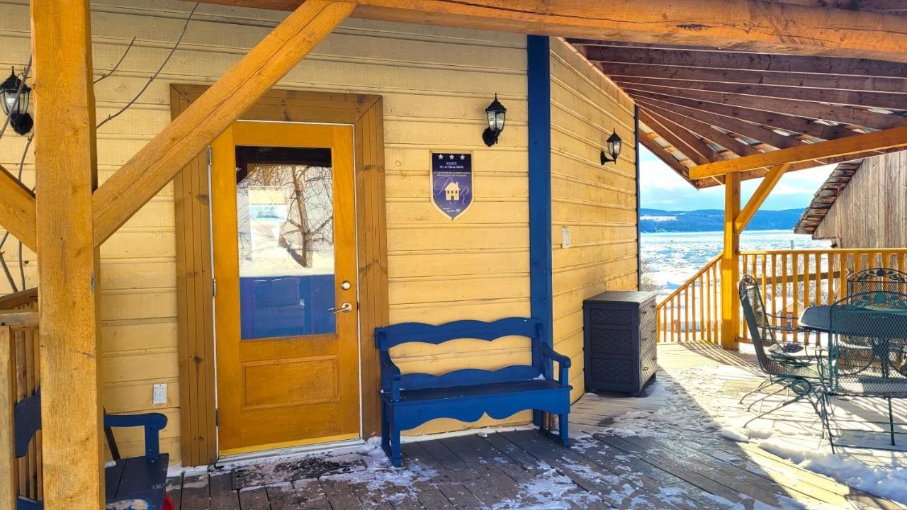 La Vieille Ferme ; l'Écogîte un loft campagnard Saint-Fulgence Exterior foto