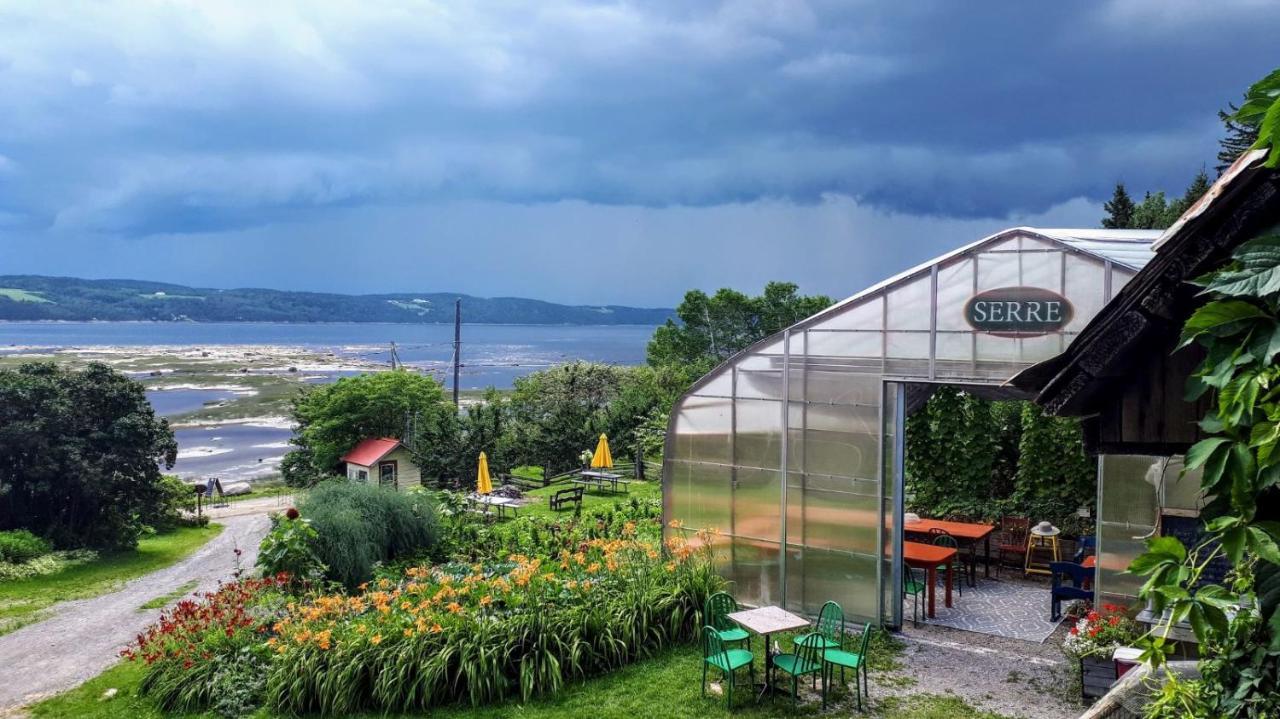 La Vieille Ferme ; l'Écogîte un loft campagnard Saint-Fulgence Exterior foto